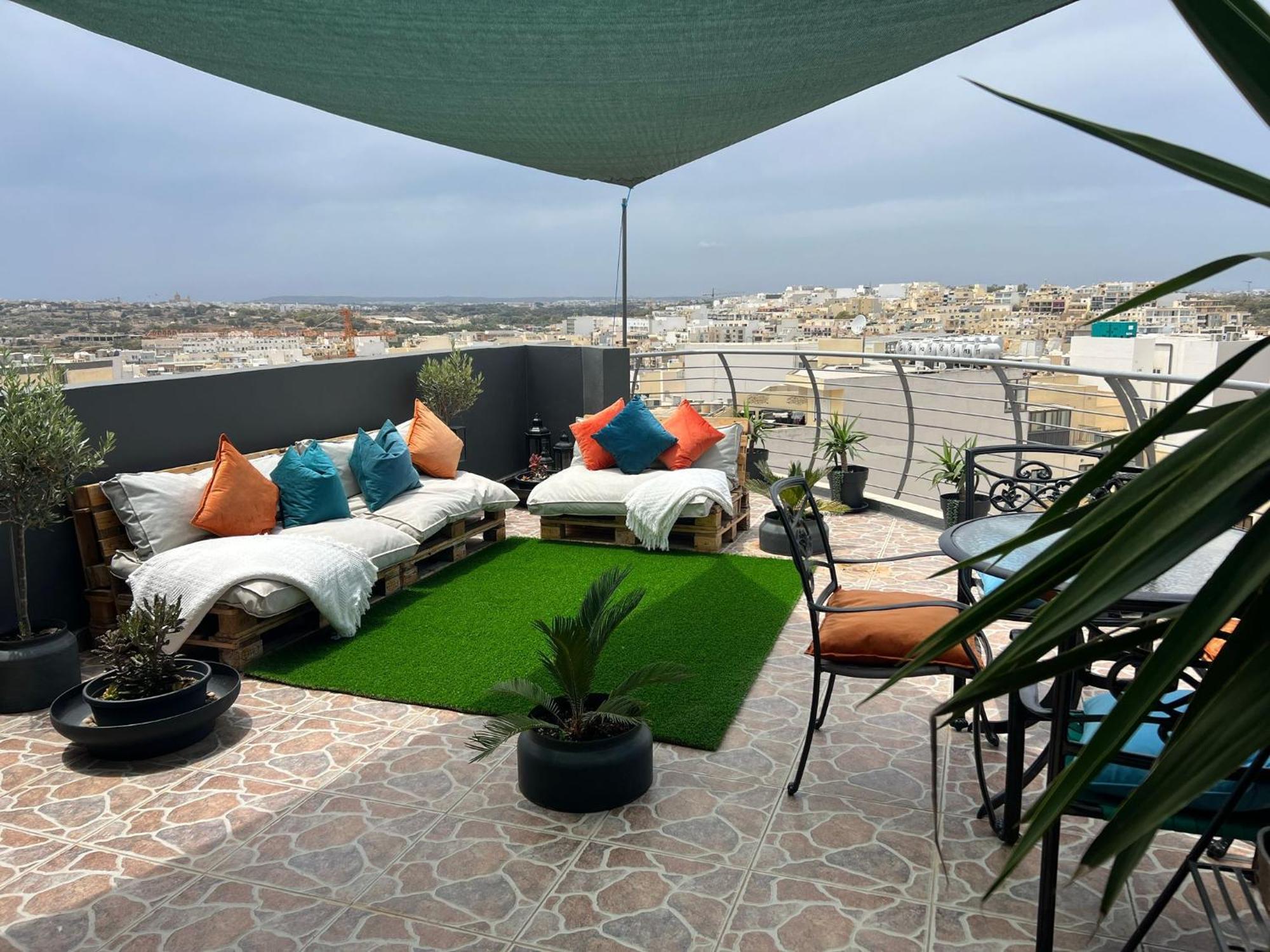 Trendy Seaside Escape 2 Bedroom Penthouse Marsaskala Exterior foto